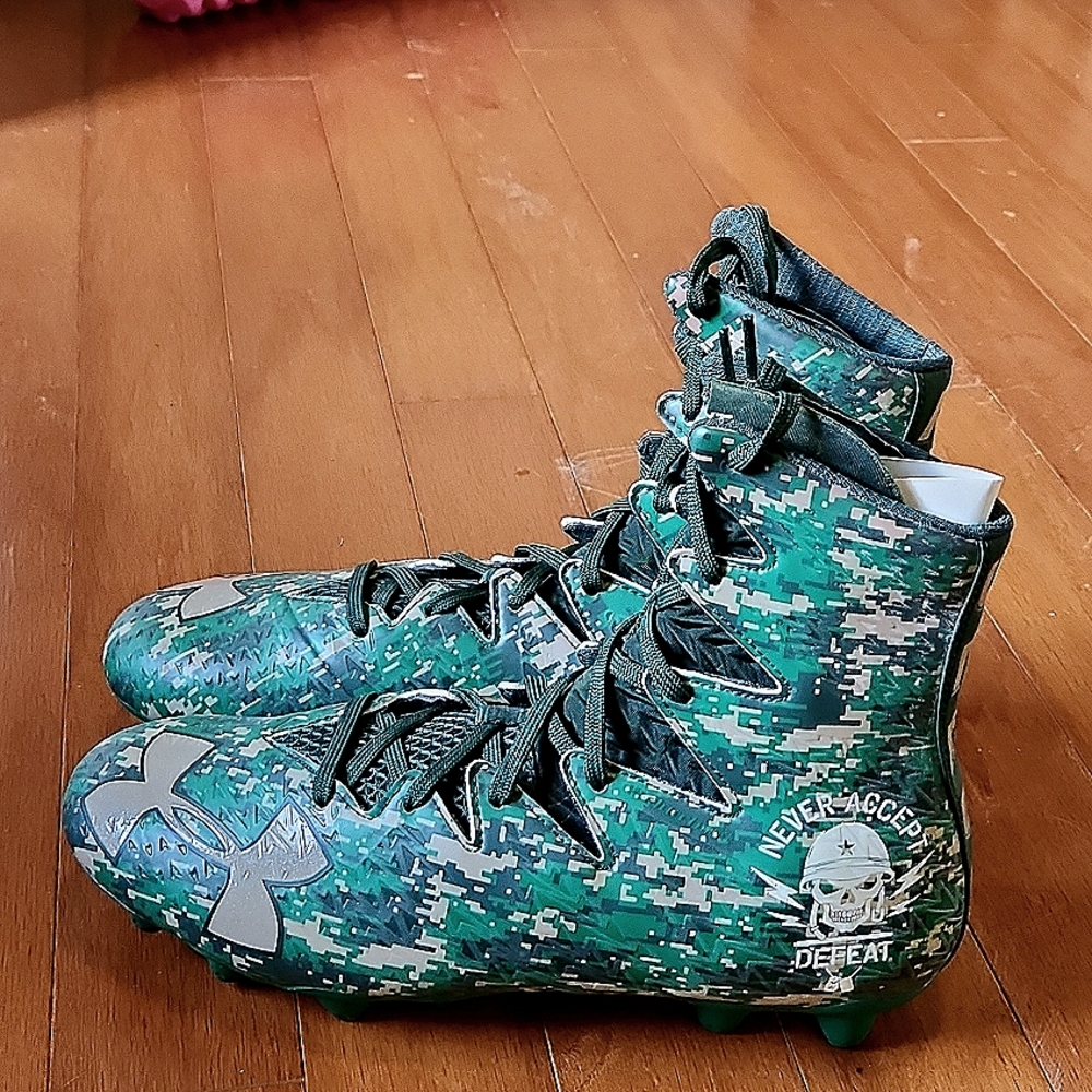 Under Armour Football Cleats size 10.5